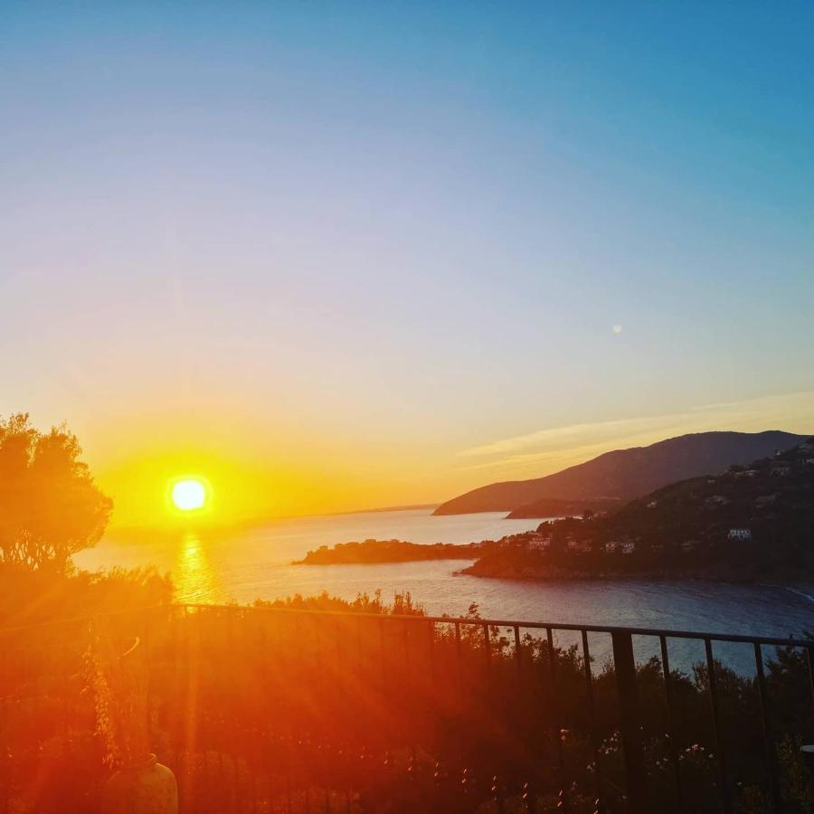 Villa Gaia - Dall'Alba Al Tramonto - Торе деле Стеле Екстериор снимка